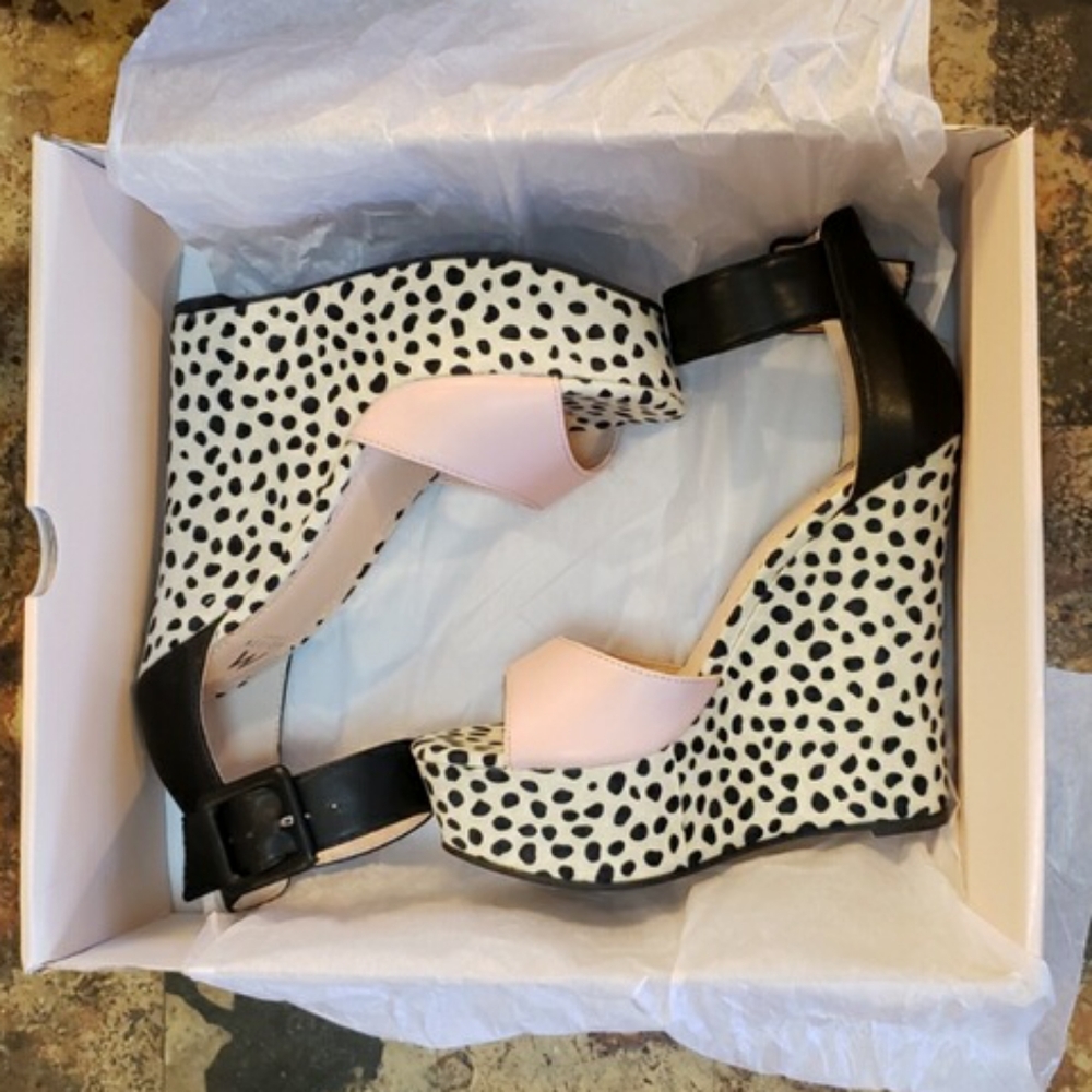 Shoes - Picture 2 of 2